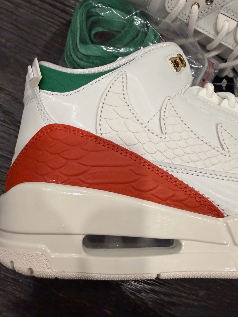 Nike Air Jordan 3 Retro El Vuelo Summit White new- size 12